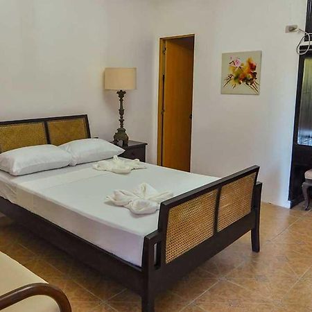 Grand Villa Laguna Bay Exterior photo