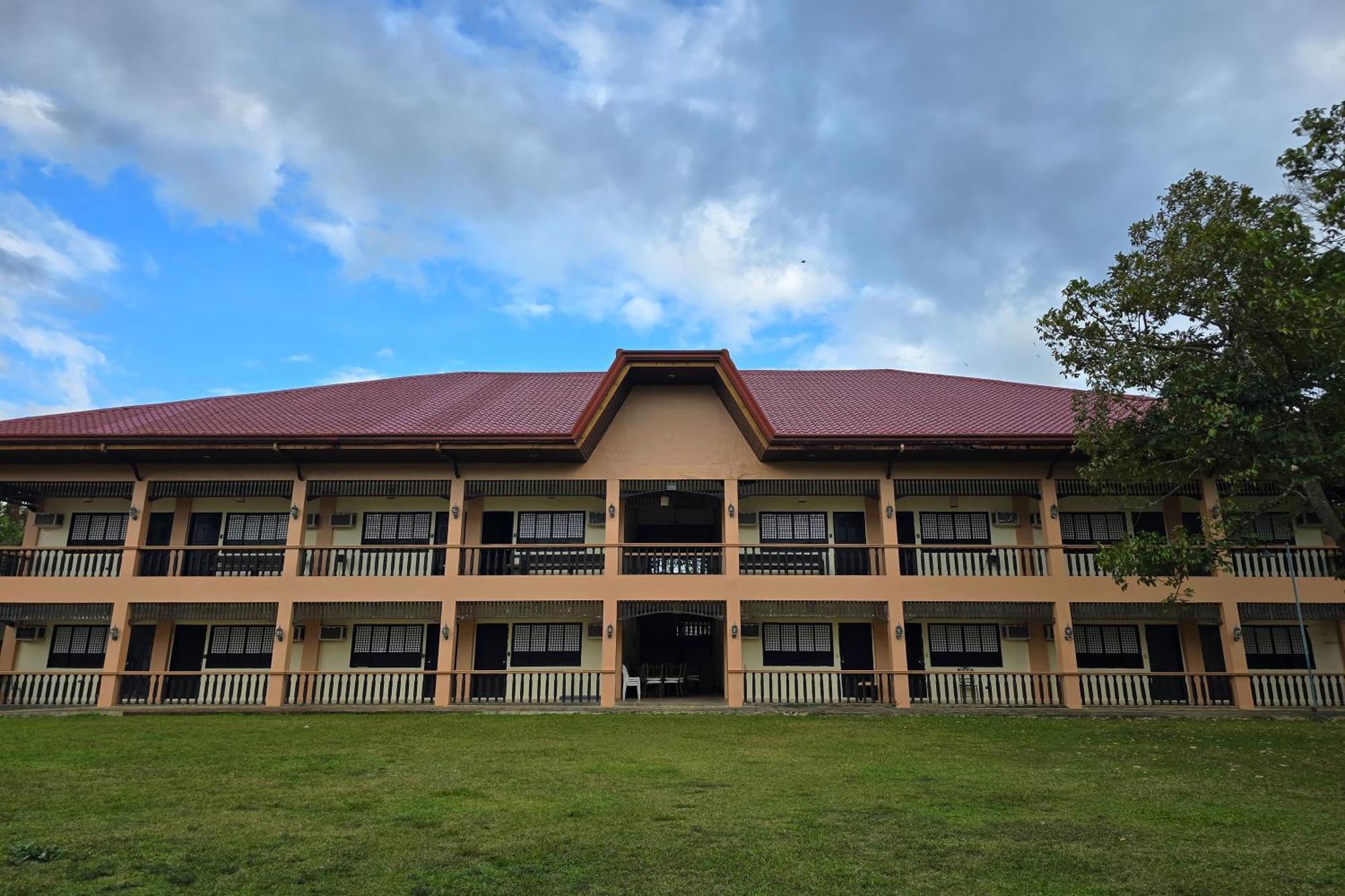Grand Villa Laguna Bay Exterior photo